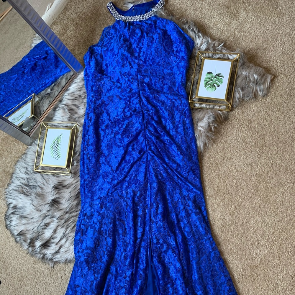 Blue elegant gala gown